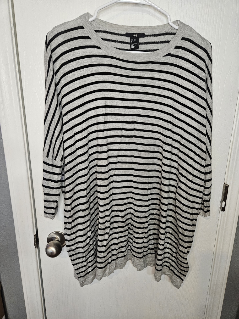 H&M Black & Light Gray Striped Tunic Top